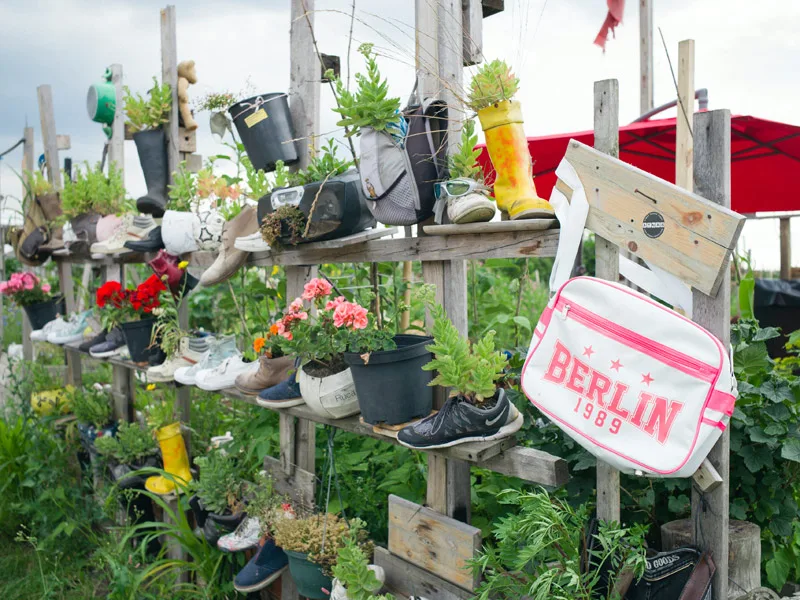 Urban Gardening: Urban green spaces for social and economic resilience