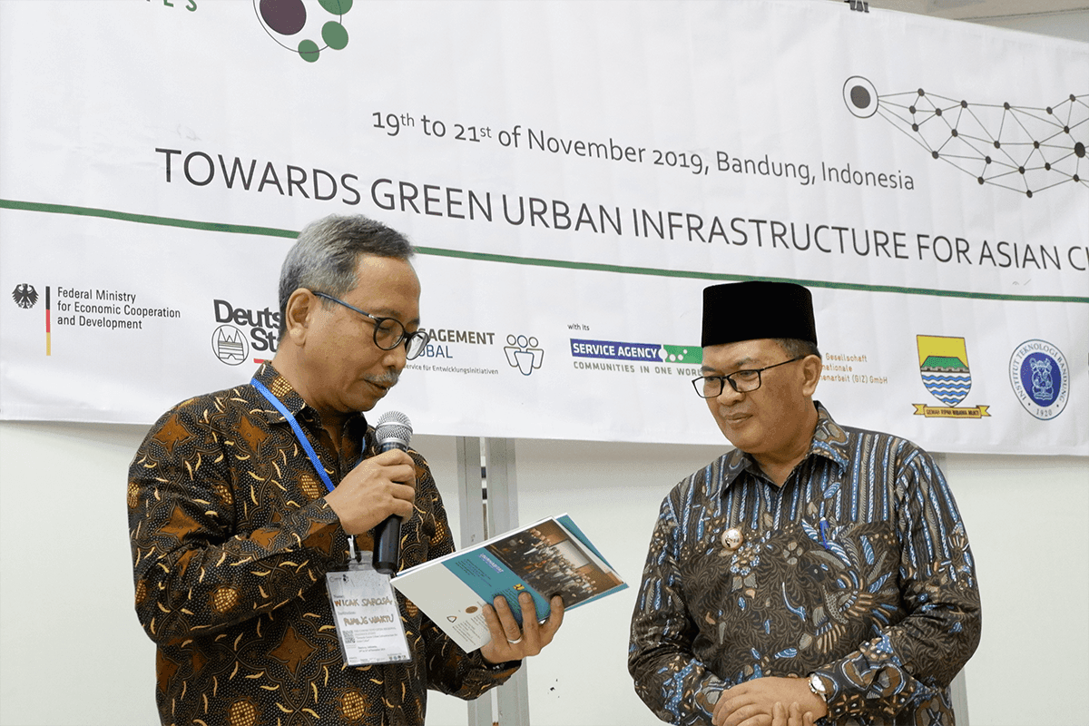 Towards Green Urban Infrastructure in Asian Cities