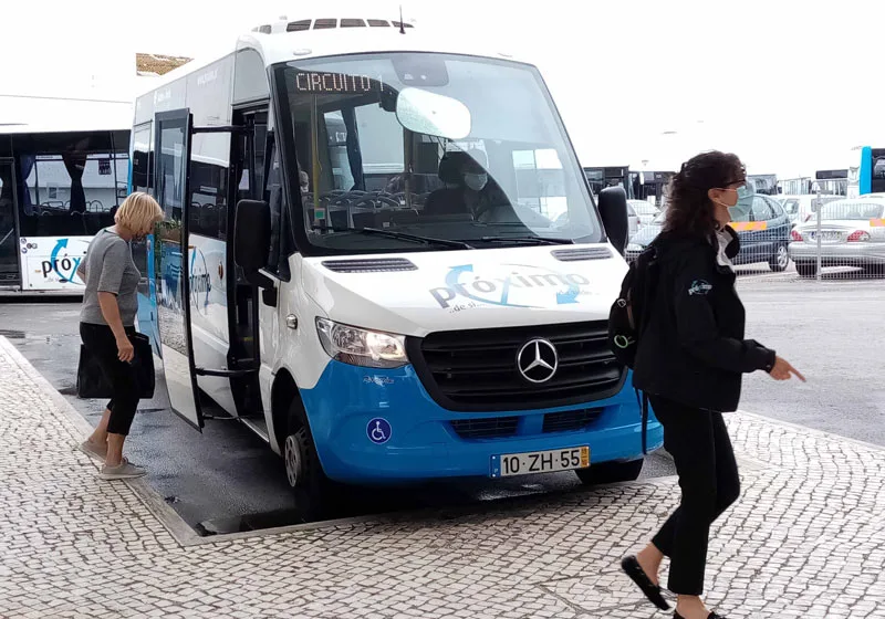 Communication in the crisis: citizens, passengers & customers