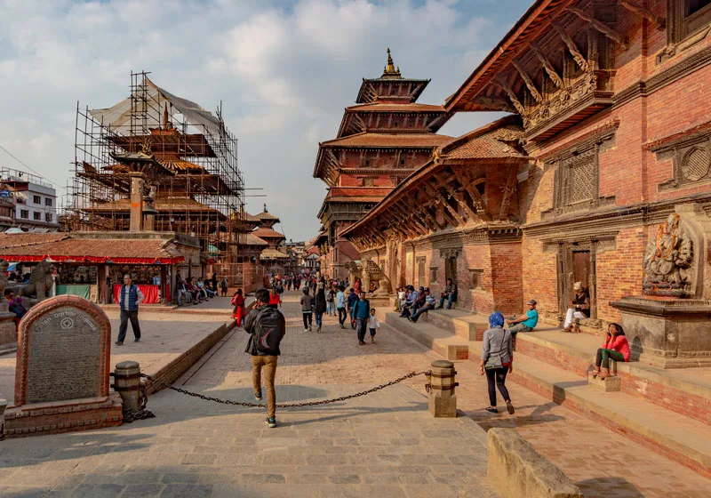 Strengthening the Partnership between Local Cities and Tourism Industry