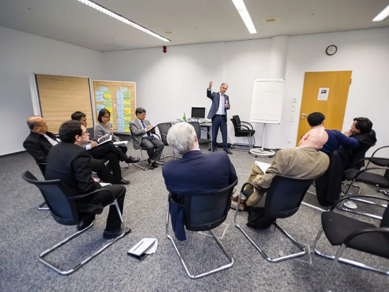 Challenges of organising flood management